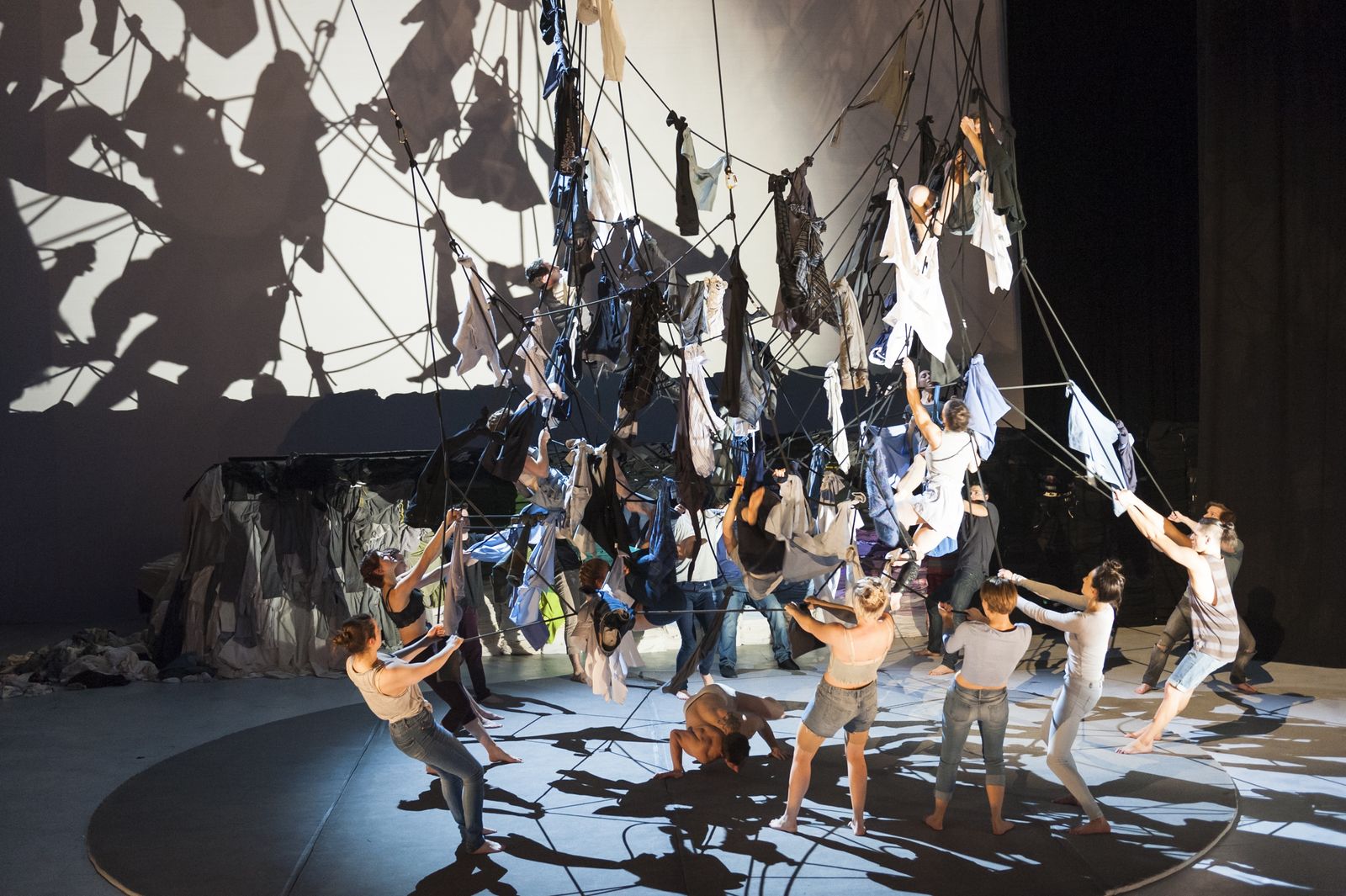 Empty Bodies — atmospheric lighting for circus at NICA